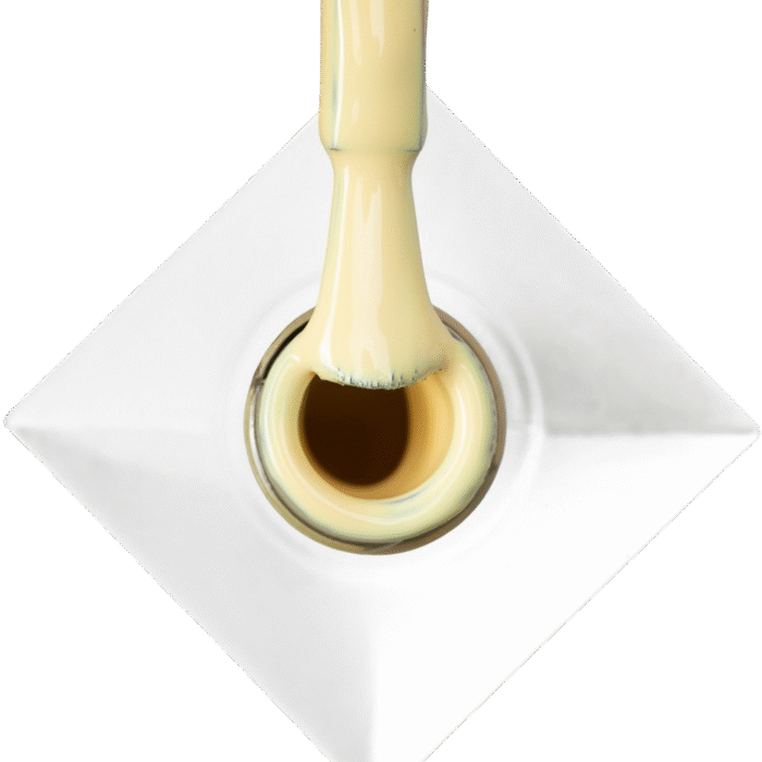 Esmalte semipermanente Molly Nails Yellow Daffodil 8 gr 720 Hema Free - Imagen 3