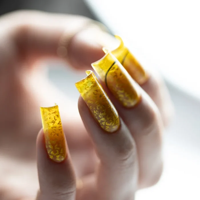 Molly Lac Crystal Glass Top No Wipe Yellow Hema/Di-Hema Free 10g - Imagen 3