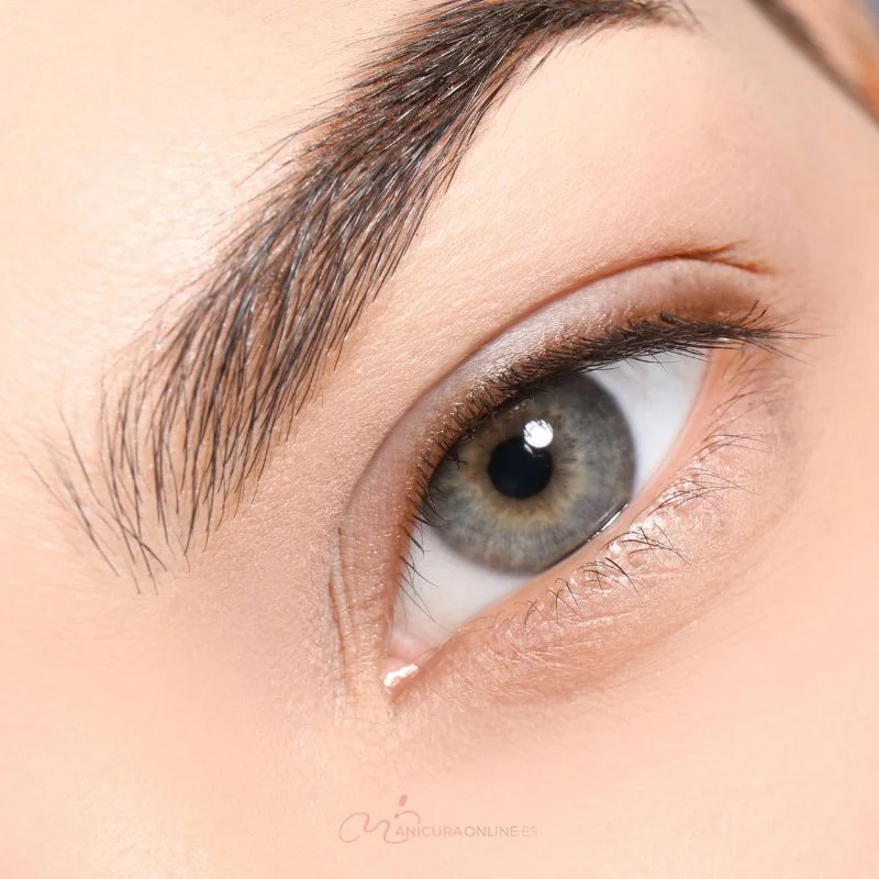 Tintes de Henna para Cejas Bigen: Color Natural, Duradero y Fácil de Aplicar