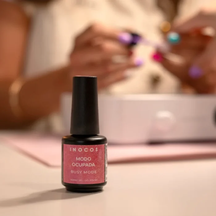 Esmalte Semipermanente Inocos Modo Ocupada 15ml – Colección Época Alta