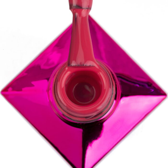 Esmalte semipermanente Molly Lac Strawberry 10 ml. nº 147