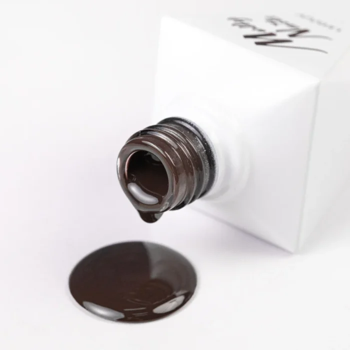 Esmalte semipermanente Molly Lac Dark Chocolate 8 grs. nº 300 Hema di-Hema Free